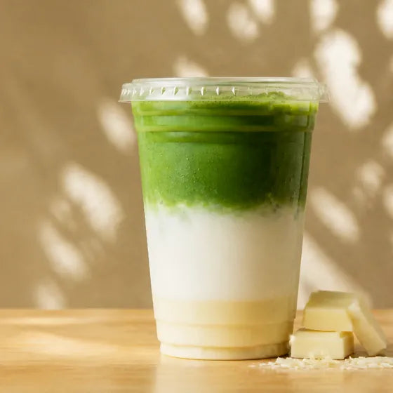 Matcha z belo čokolado